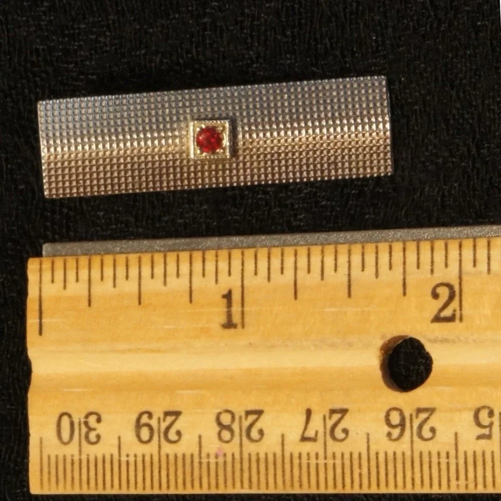 Vintage Tie Clip Silver‎ Tone Textured Bar Red Rhinestone Accent Classic Tie Bar
